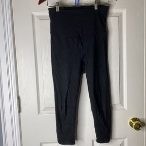 Gap maternity cropped leggings XS